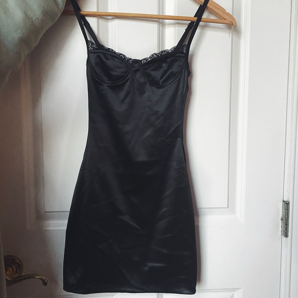PRINCESS POLLY silk black dress